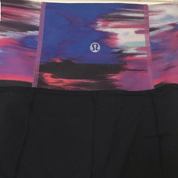 Lululemon yoga pants - Picture 4 of 4